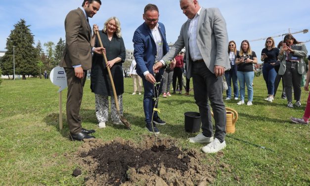 JYSK predstavio prvi urbani voćnjak inspiriran onim danskim