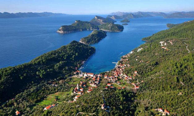 3 razloga zašto biste trebali posjetiti Elafitsko otočje ovog kolovoza